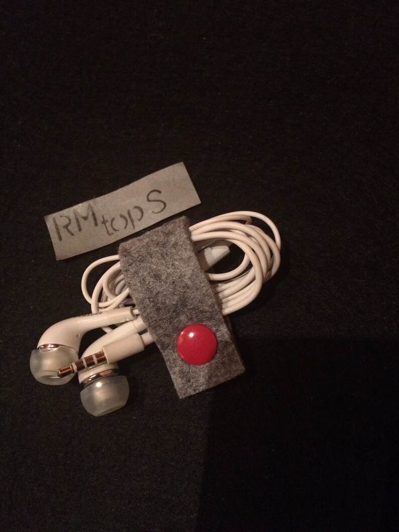 Cable holder for mobile phone felt 20 variations with Snap KAMs 20 variations Cable holder for cellphone