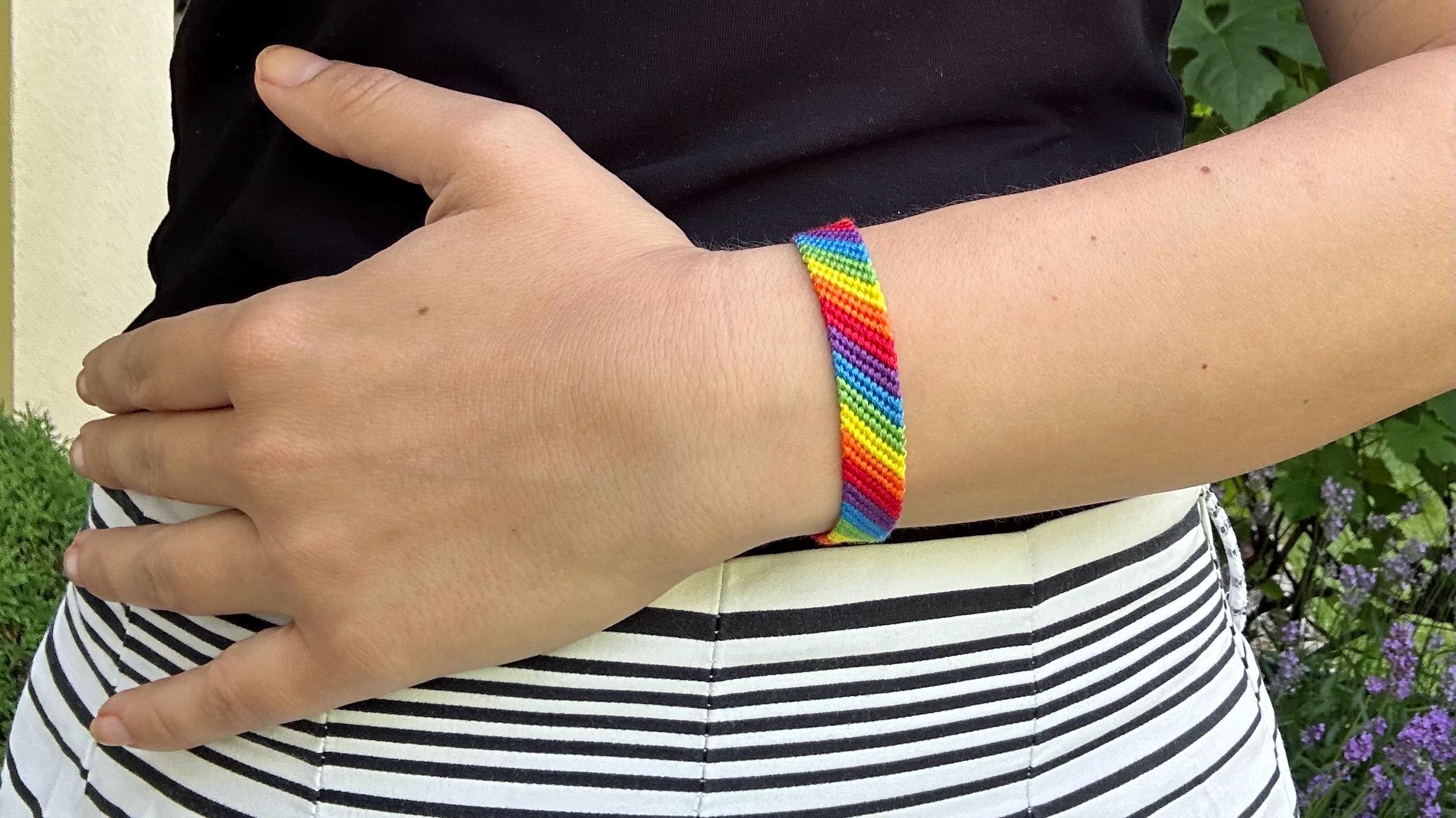 Braccialetto LGBTQ Ally: Braccialetto Intrecciato Con Bandiera Arcobaleno Dell'orgoglio - Italia