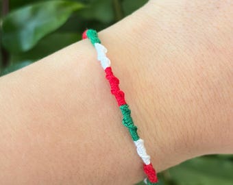 Italy flag bracelet, wristband for Italian friend, green white red jewelry