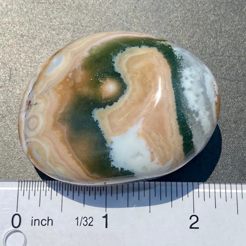 8th Vein Ocean Jasper Palm Stone image 7