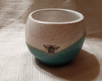 Pottery wine tumbler