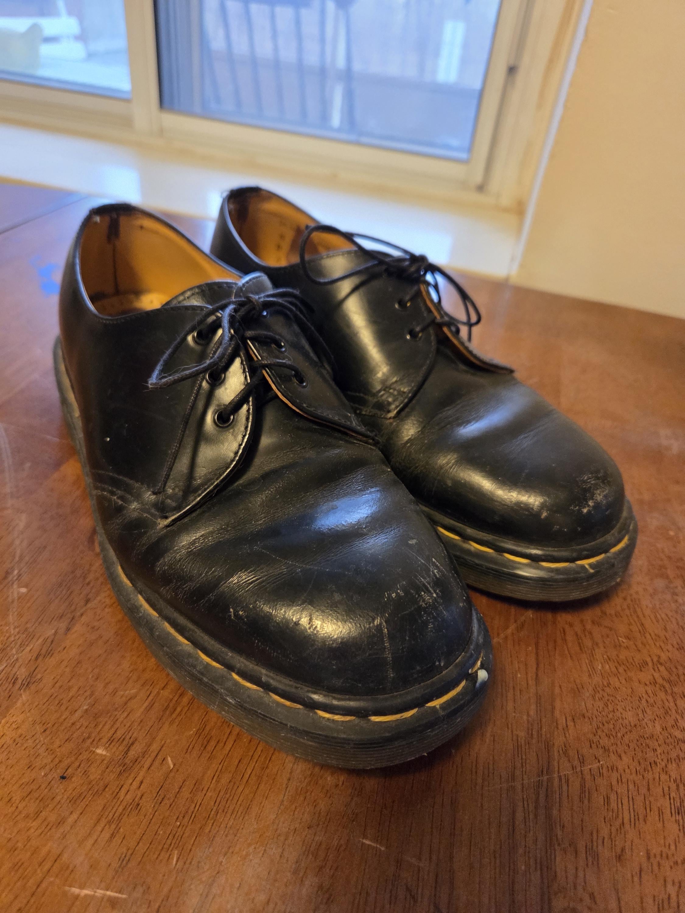 90s Dr Martens Wingtip Shoes - Etsy