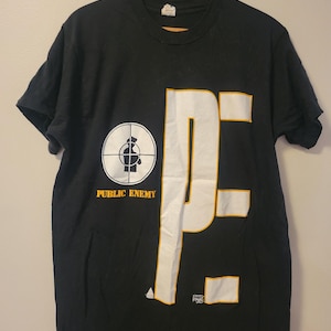 Public Enemy t-shirt, 1991 Apocalypse  The Enemy Strikes Black hip hop shirt XL