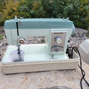 1960s Bogene Hand-e-sewer With Original Case Made in Japan, Vintage 8466  Bogene Hand Sewing Machine -  Denmark