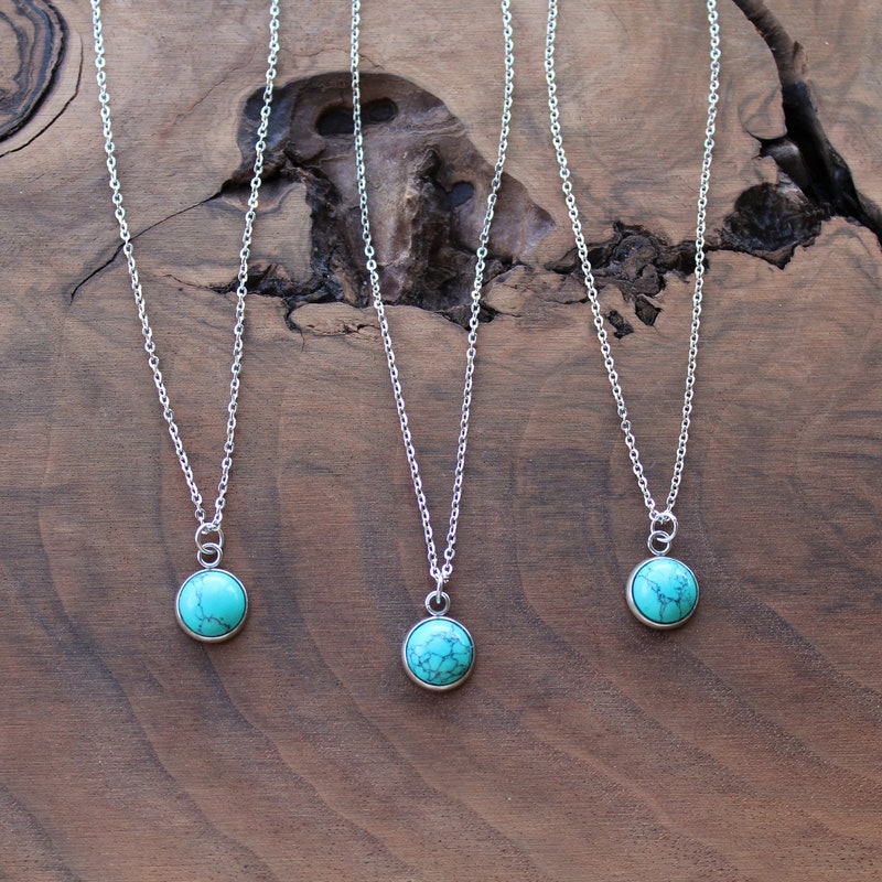 Full Circle Turquoise Necklace main image 0
