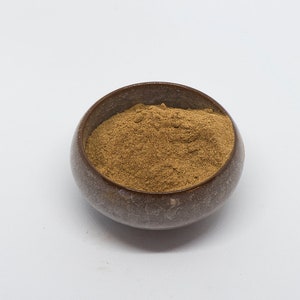 Laha (Makko) powder (Litsaea glutinosa)