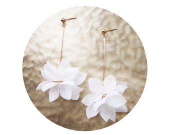 Bania -Dangle silk flower bridal earrings, Long Wedding Earrings, Flower Earrings, Bridal Earrings, Wedding Jewelry, Statement Earrings