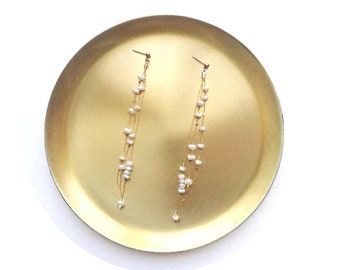 Amla - Minimalist dangle bridal pearl earrings, classic chain pearl bridal earrings,bridal , 14k gold plated pearl earrings