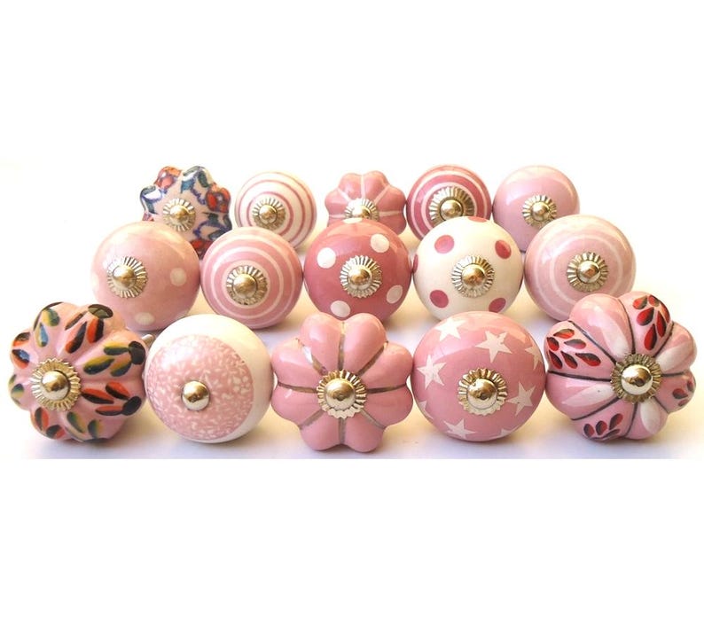 手描きのピンクのセラミックノブ、装飾的な引き出しの取っ手 画像 1