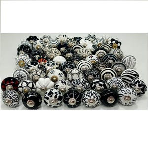 Black and White/Off White Assorted Ceramic Knobs Handpainted Ceramic Door Knobs Kitchen Cabinet Drawer Puller Pull Furniture Cabinet Knobs