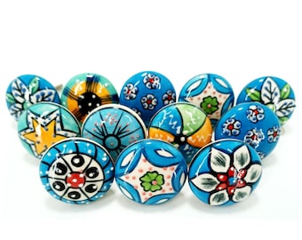 ハンドメイドのマルチカラーセラミックキャビネットノブ、手描きの引き出し取っ手