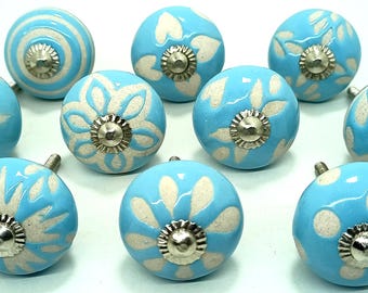 Boutons d'armoire en céramique bleu ciel, style vintage fait main