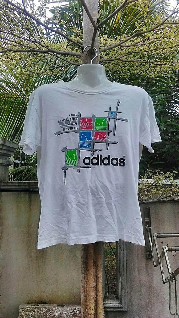 adidas the world brand with 3 stripes