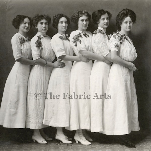 Instant Digital Edwardian Ladies in White Antique 1910s Downloadable JPEG Photo