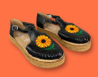 Vintage Groovy Sunflower Platform Leather Mexican Huarache Sandals Sz 8 Halloween