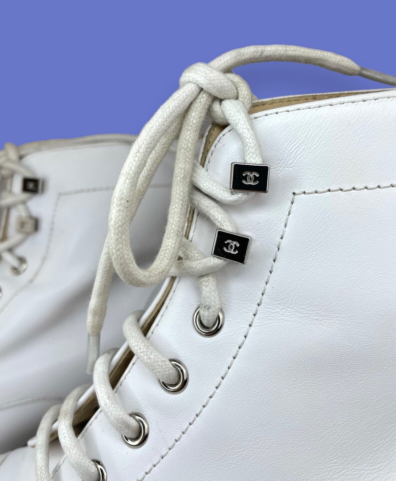 Vintage Chanel White Leather Designer Luxury Logo Combat Boots 1990s Y2K Sz 40 9 image 5