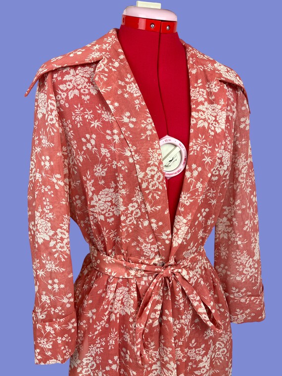 1970s Vintage Sheer Floral Terracotta Boudoir Rob… - image 10