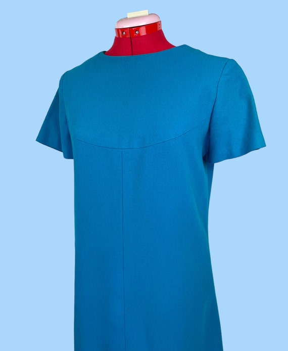 1960s Vintage Blue Wool Mod Shift Dress Suit 2-Pi… - image 9