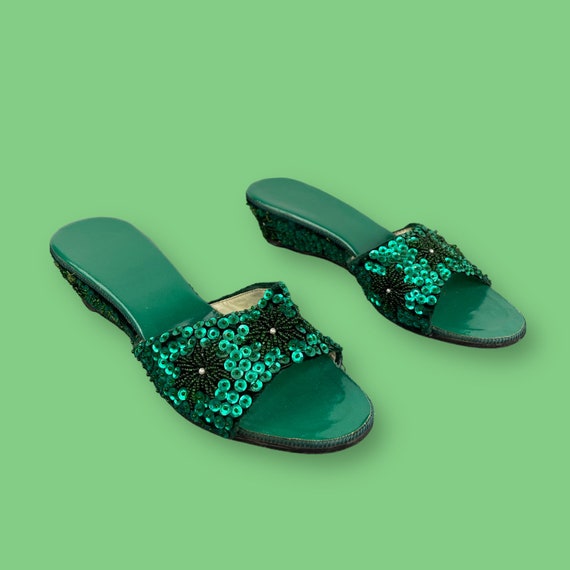 1940s Vintage Emerald Green Sequined Wedge Slide … - image 5