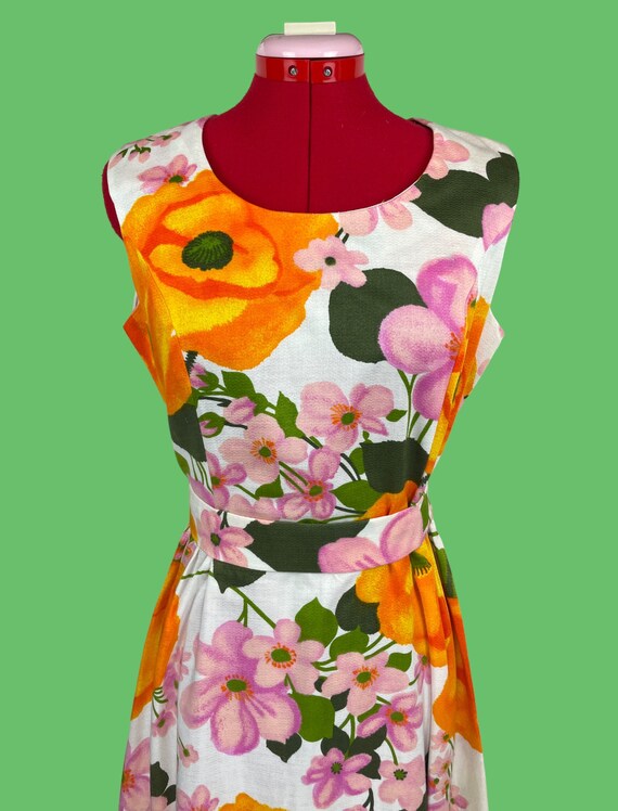 Delicate Beautiful 1970s Floral Cotton Maxi Dress