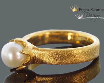 Ring with pearl, " timeless pearl "