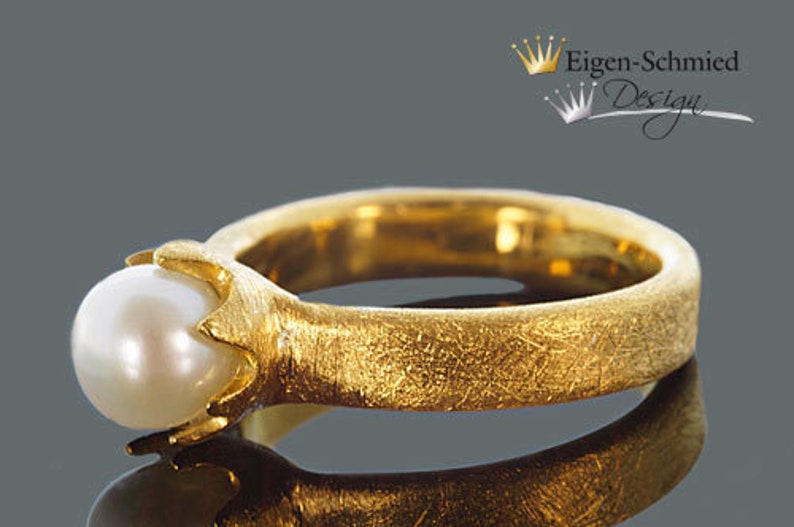 Ring with pearl, timeless pearl image 1