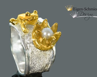 Frogring " frog Sam with crown ", in silver with gold-plated, Frog, crown, pearl, jewellery, silverring, ring, handmade, handcrafted, prince