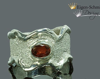 Silverring " to be braised with stone " , handmade jewellery, garnet, silver, silver jewelry, ring, gemstone, red, goldsmith, rings, love