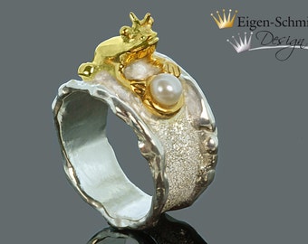 Frogring " frogking with pearl ", in 925er sterling silver with a partial gold-plating, frogking, silverring, pearl, christmas, crown, ring