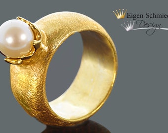 Silverring with 22 carat gold-plating, "To be crowned pearl", pearl, crown, Queen, princess, silverring, jewellery, handmade, ring, rings