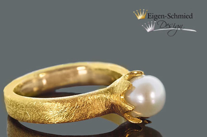 Ring with pearl, timeless pearl image 3