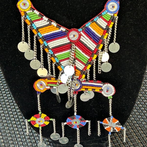 Maasai Masai Mara African colorful jewelry beaded necklace handmade Kenya Africa ceremonial decoration