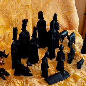 African Africa hand carved wood complete NATIVITY Christmas Creche set 19 piece collectible + Africa&#39;s Big 5