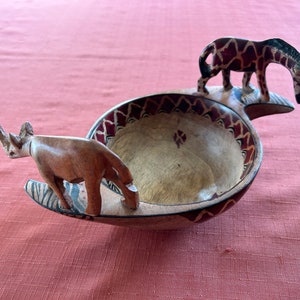 Beautiful handcarved African solid wood wooden small trinket bowl rhino and giraffe Kenya Africa crafted Maasai Masai Mara wood carving