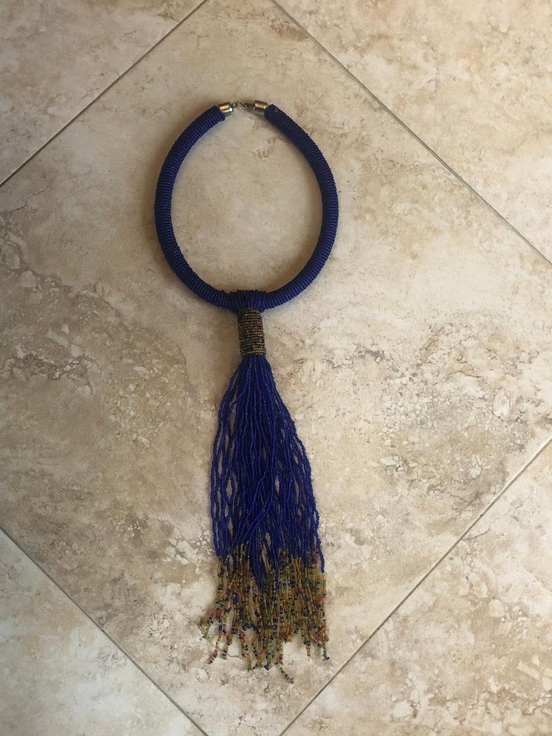 Collier de perles VERA nuances de bleu – Créations Uniques