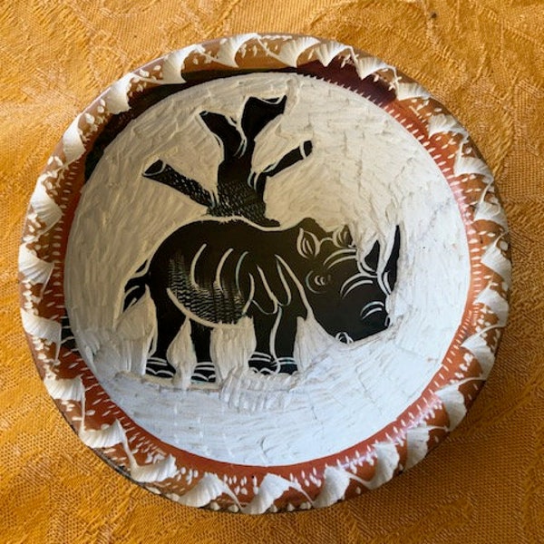 Bol rond en pierre ollaire 4" ou 6" Kenya Rhinocéros Safari plat de bonbons africain bijoux bibelot rhinocéros décoratif girafe Maasai éléphant Masai