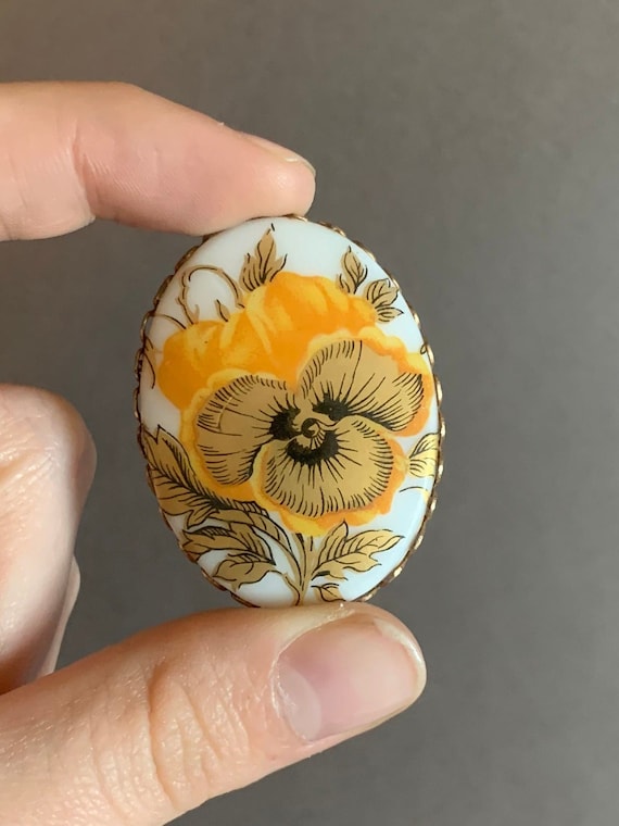 Hand Painted Yellow and Gold Pansy Brooche - image 1