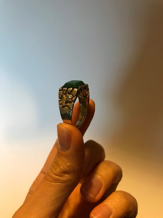 Sterling Silver Vintage Ring with Green Center - image 5