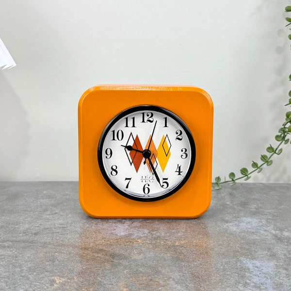 Orang Wood desk clock Mantle clock Personalized gift Fireplace Vintage clock table Art Deco style Retro clocks Modern retro clocks