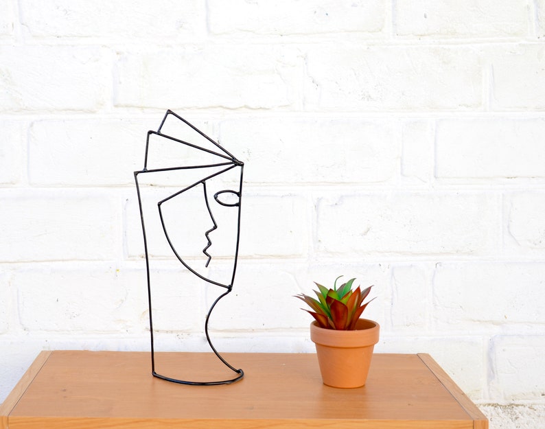 Abstract Face Wire sculpture Geometric art Wire art Metal garden sculpture Large garden sculpture Stand sculpture Mid Century Modern Face A