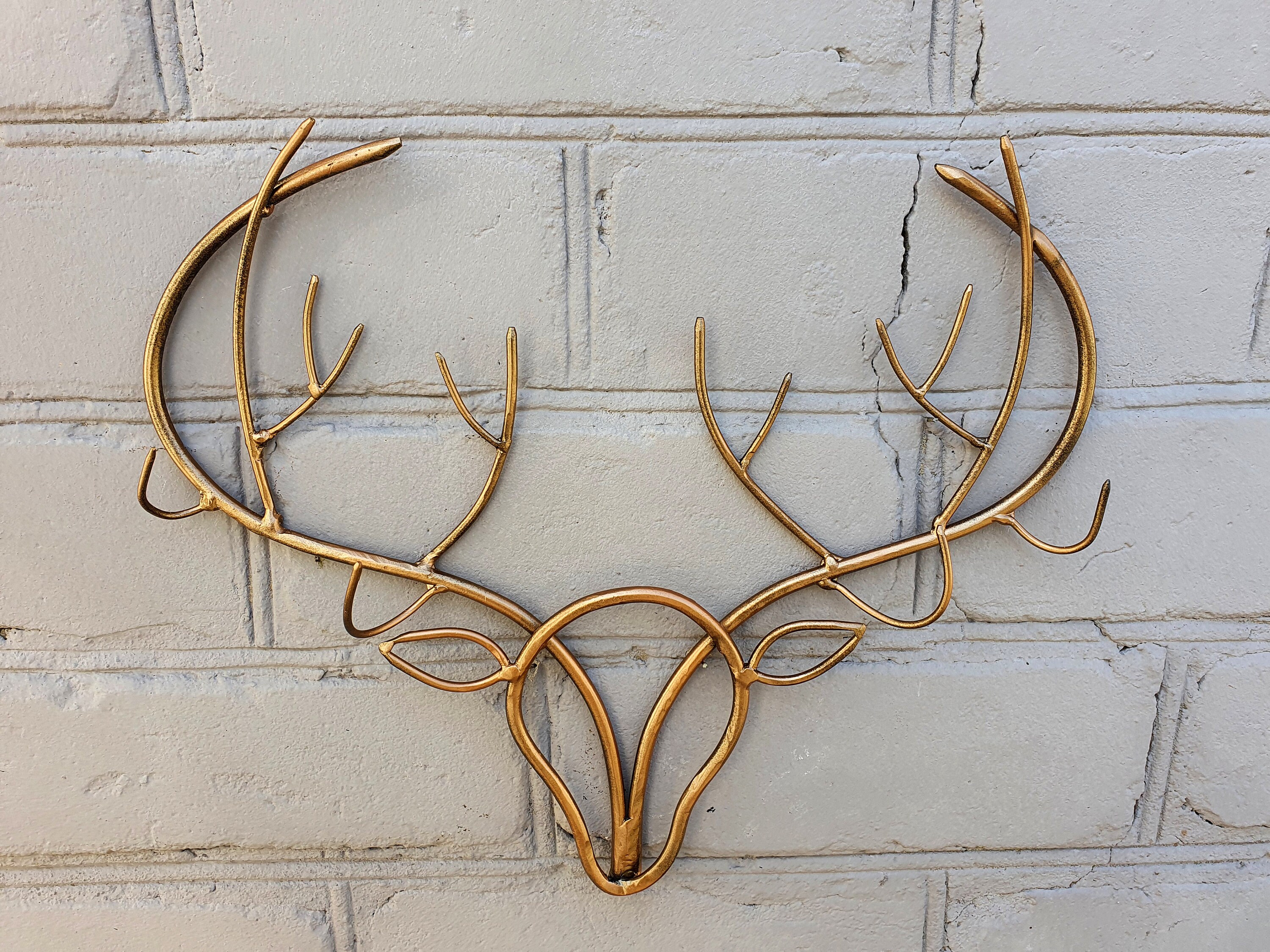 Deer head wire wall sculpture Deer silhouette on wood Metal | Etsy