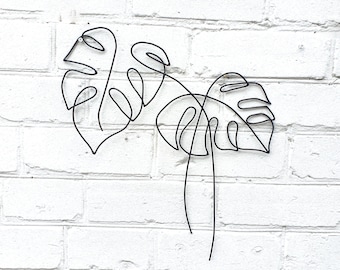Monstera Leaf wire wall art Large garden sculpture Living room wall decor Tropical straw