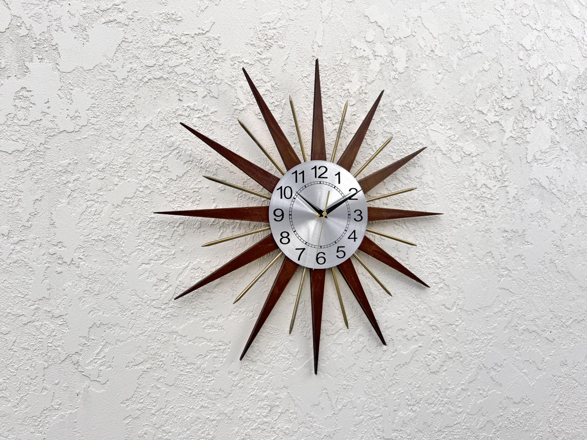 手作りのスターバースト壁掛け時計：ジョージ・ネルソンスタイル、1970