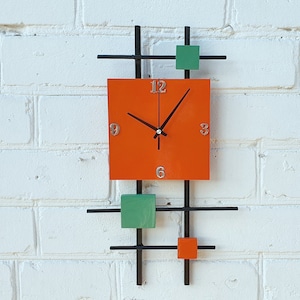 Burnt orange Green wall clock Large wall clock Geometric Industrial wall clock Two tone сolorful сlock 3D Wooden wall clock Farmhouse clock