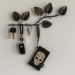 Forged Metal Key Holder with 6 Hooks: Rustic Wall Decor