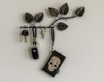 Forged Metal Key Holder with 6 Hooks: Rustic Wall Decor