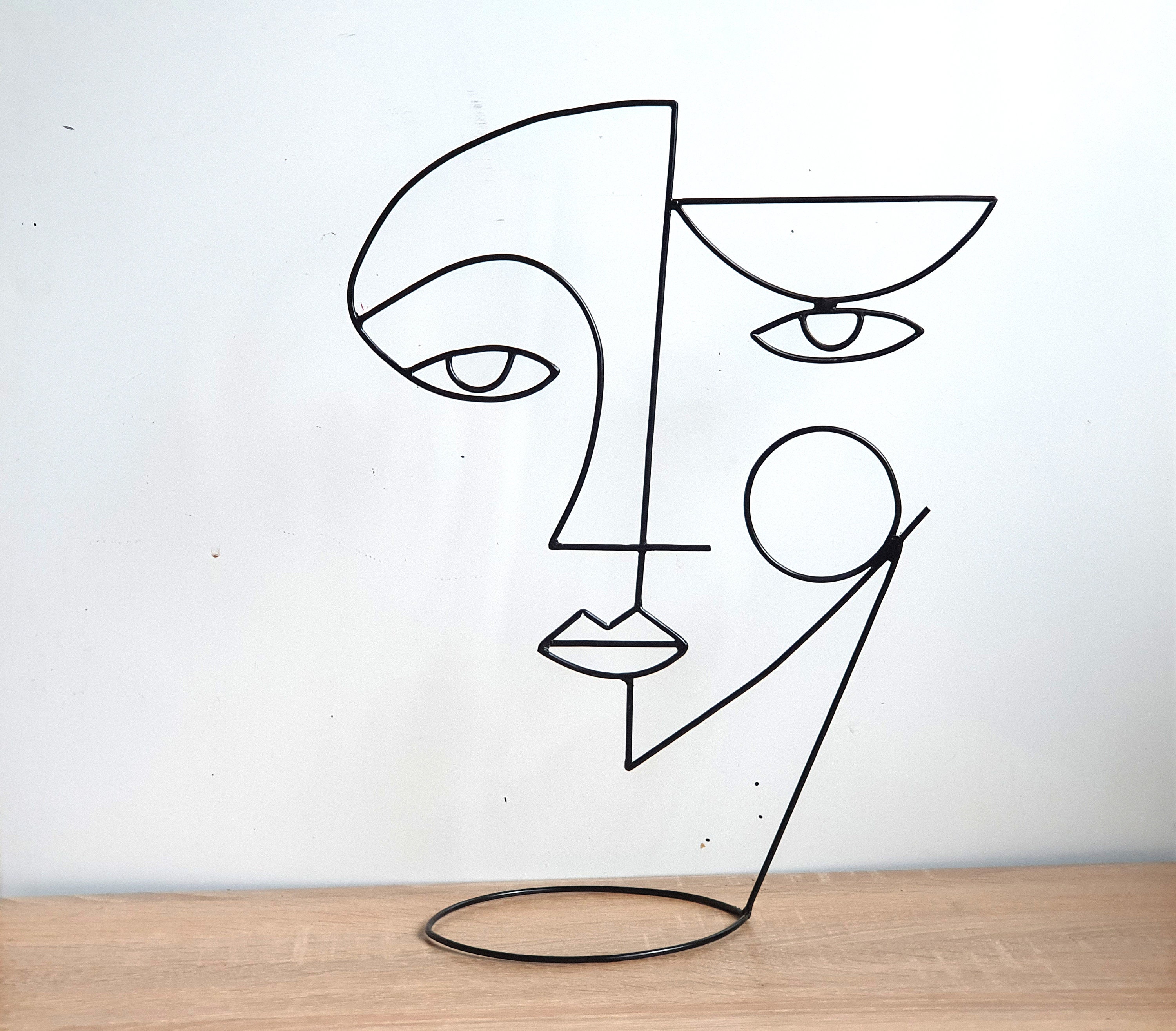 Abstract Art Sculpture Statue Ornament Geometric Wire Crafts for