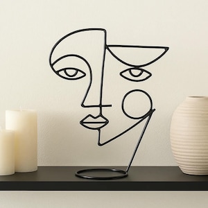 Abstract Wire Face Sculpture | Minimalist Metal Art Decor | Modern Line Art Statue for Shelf or Desk | Handmade Steel Wire Figure