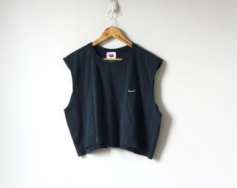nike sb crop top