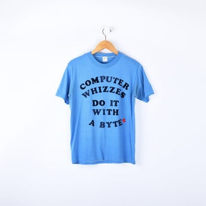 80s &quot;Computer Whizzes Do It With A Byte&quot; T-Shirt - Vintage Apple Computers Parody Tee - M